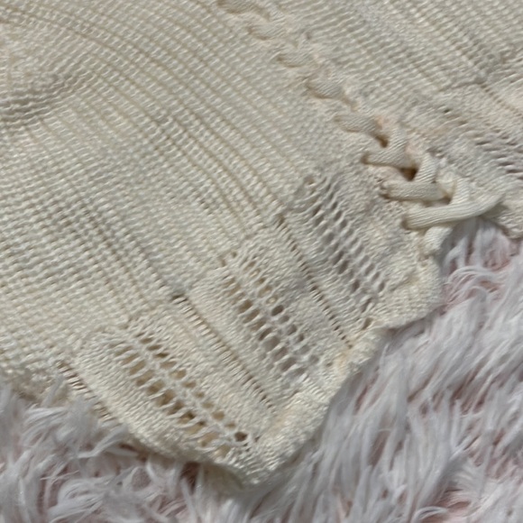 Knitted crop top! - Picture 4 of 7